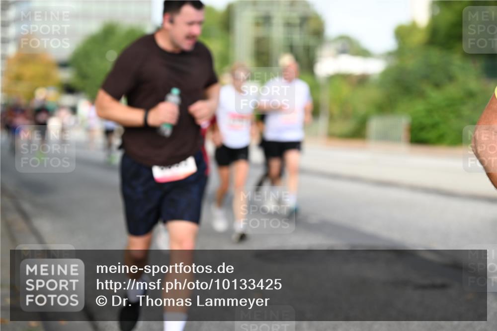 06.09.2026 - CURREX Alsterlauf Dr. Thomas Lammeyer http://msf.ph/oto/10133425 06.09.2026 09:58:11 Laufen  meine-sportfotos.de