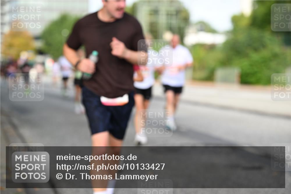 06.09.2026 - CURREX Alsterlauf Dr. Thomas Lammeyer http://msf.ph/oto/10133427 06.09.2026 09:58:11 Laufen  meine-sportfotos.de