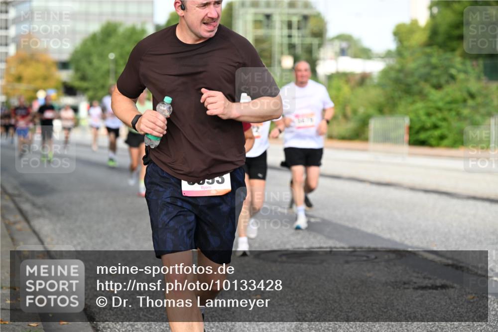 06.09.2026 - CURREX Alsterlauf Dr. Thomas Lammeyer http://msf.ph/oto/10133428 06.09.2026 09:58:11 Laufen  meine-sportfotos.de