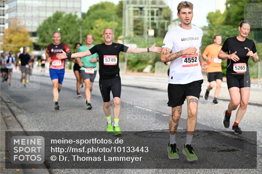 06.09.2026 - CURREX Alsterlauf Dr. Thomas Lammeyer http://msf.ph/oto/10133443 06.09.2026 09:58:18 Laufen 4117, 7374, 5749, 4552, 5265 meine-sportfotos.de