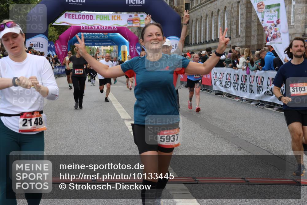 06.09.2026 - CURREX Alsterlauf Strokosch-Dieckow http://msf.ph/oto/10133445 06.09.2026 10:07:06 Ziel 2148, 2355, 2459, 2963, 3103, 3376, 3607, 3656, 4078, 5069, 5073, 5091, 5527, 5792, 5937, 5951, 6214, 8306 meine-sportfotos.de