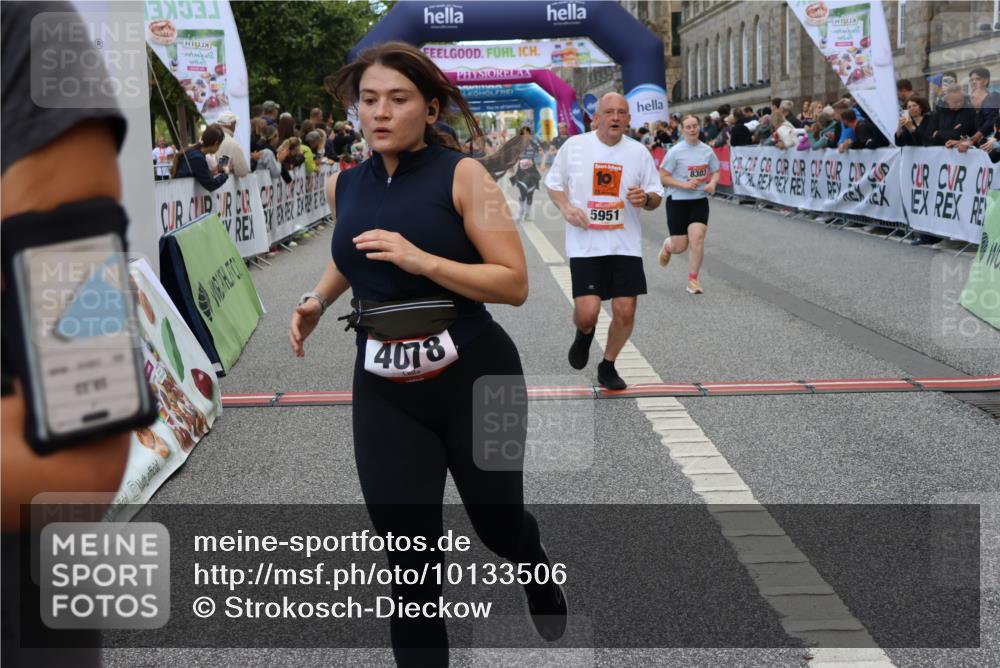 06.09.2026 - CURREX Alsterlauf Strokosch-Dieckow http://msf.ph/oto/10133506 06.09.2026 10:07:11 Ziel 2187, 2355, 2893, 3103, 3607, 4078, 4140, 5069, 5549, 5792, 5937, 5951, 6214, 8303, 8306 meine-sportfotos.de