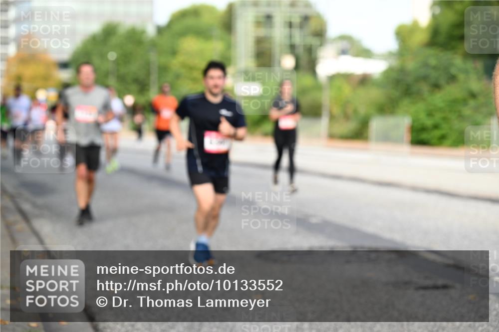 06.09.2026 - CURREX Alsterlauf Dr. Thomas Lammeyer http://msf.ph/oto/10133552 06.09.2026 09:58:29 Laufen  meine-sportfotos.de