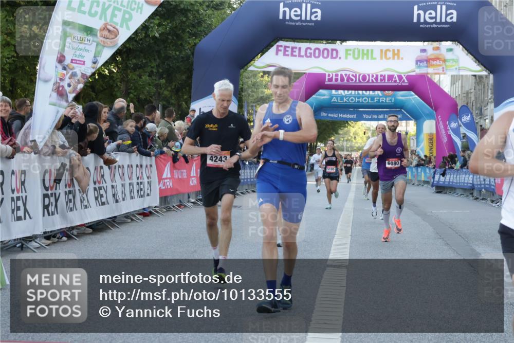 06.09.2026 - CURREX Alsterlauf Yannick Fuchs http://msf.ph/oto/10133555 06.09.2026 09:41:10 Ziel 2631, 3780, 3997, 4172, 4243, 5623, 6024, 6080, 6135 meine-sportfotos.de