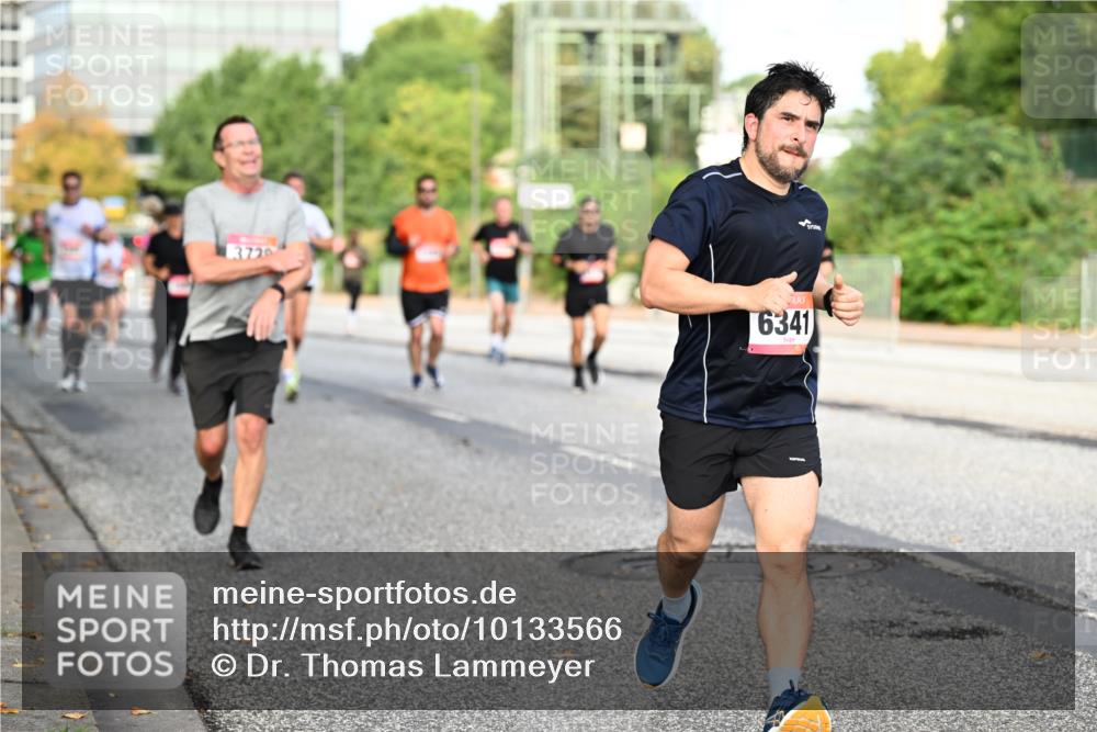 06.09.2026 - CURREX Alsterlauf Dr. Thomas Lammeyer http://msf.ph/oto/10133566 06.09.2026 09:58:30 Laufen 3720, 6341 meine-sportfotos.de