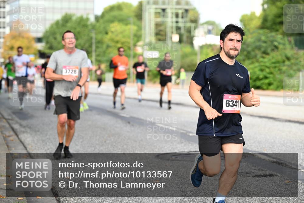 06.09.2026 - CURREX Alsterlauf Dr. Thomas Lammeyer http://msf.ph/oto/10133567 06.09.2026 09:58:30 Laufen 3728, 6341 meine-sportfotos.de