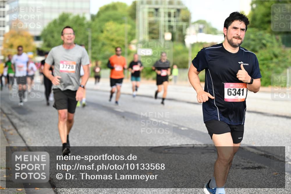06.09.2026 - CURREX Alsterlauf Dr. Thomas Lammeyer http://msf.ph/oto/10133568 06.09.2026 09:58:30 Laufen 3728, 6341 meine-sportfotos.de