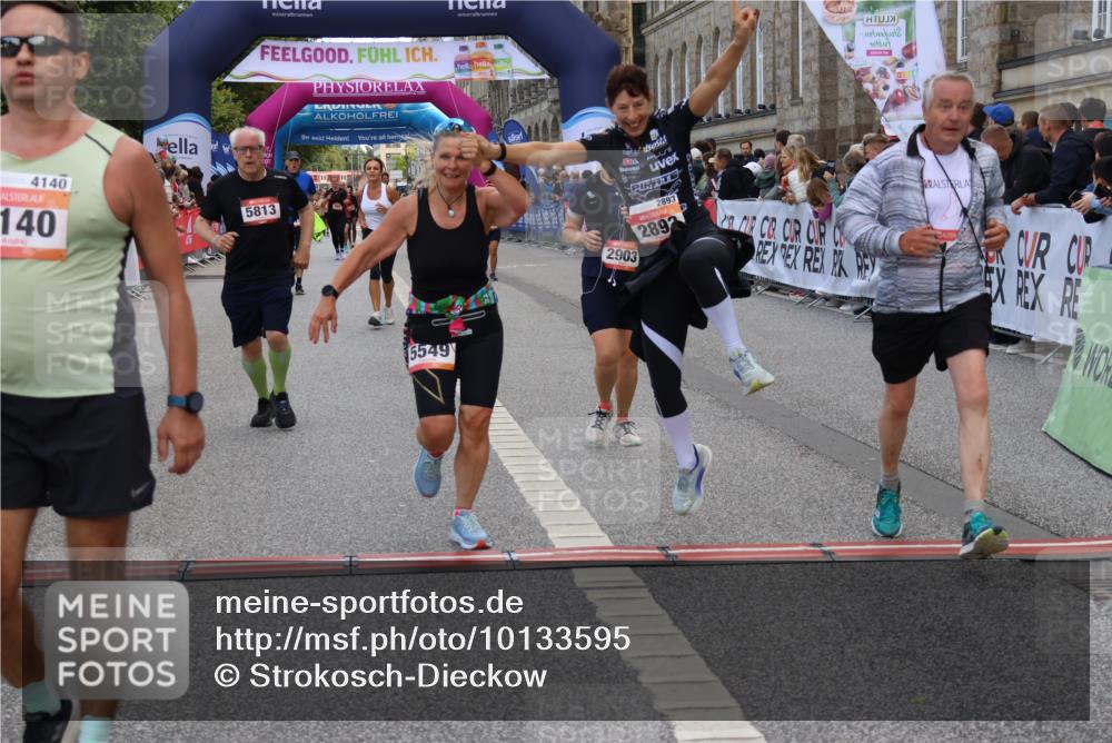06.09.2026 - CURREX Alsterlauf Strokosch-Dieckow http://msf.ph/oto/10133595 06.09.2026 10:07:16 Ziel 2187, 2893, 2903, 4078, 4140, 5069, 5227, 5549, 5813, 5951, 6214, 8303, 8306 meine-sportfotos.de