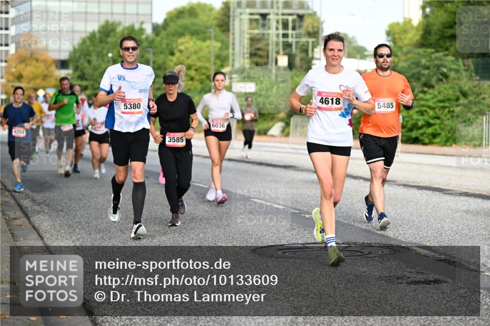 06.09.2026 - CURREX Alsterlauf Dr. Thomas Lammeyer http://msf.ph/oto/10133609 06.09.2026 09:58:34 Laufen 4250, 1, 2023, 5380, 3585, 6036, 4618, 5485 meine-sportfotos.de