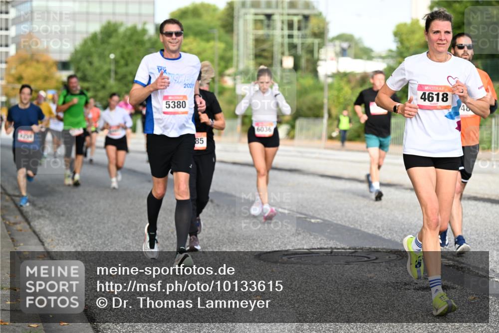 06.09.2026 - CURREX Alsterlauf Dr. Thomas Lammeyer http://msf.ph/oto/10133615 06.09.2026 09:58:34 Laufen 4366, 5380, 202, 85, 6036, 4618, 48 meine-sportfotos.de