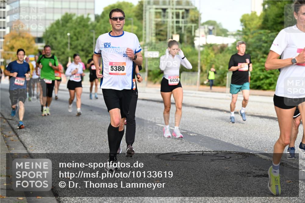 06.09.2026 - CURREX Alsterlauf Dr. Thomas Lammeyer http://msf.ph/oto/10133619 06.09.2026 09:58:35 Laufen 4259, 1, 20, 5380, 6036 meine-sportfotos.de