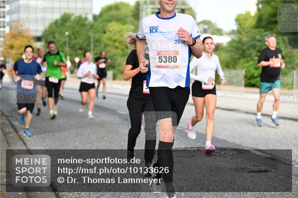 06.09.2026 - CURREX Alsterlauf Dr. Thomas Lammeyer http://msf.ph/oto/10133626 06.09.2026 09:58:36 Laufen 4258, 20, 5380, 6036 meine-sportfotos.de