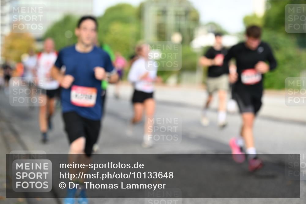 06.09.2026 - CURREX Alsterlauf Dr. Thomas Lammeyer http://msf.ph/oto/10133648 06.09.2026 09:58:38 Laufen  meine-sportfotos.de