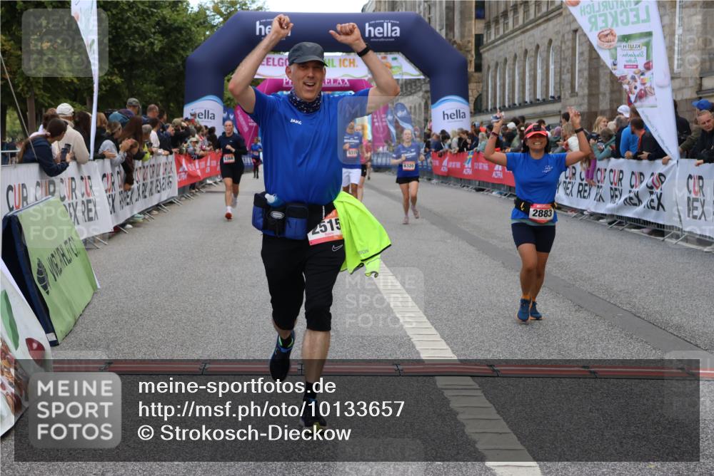 06.09.2026 - CURREX Alsterlauf Strokosch-Dieckow http://msf.ph/oto/10133657 06.09.2026 10:07:23 Ziel 2187, 2515, 2883, 2893, 2903, 4901, 5227, 5549, 5813, 6319, 6320, 6368 meine-sportfotos.de