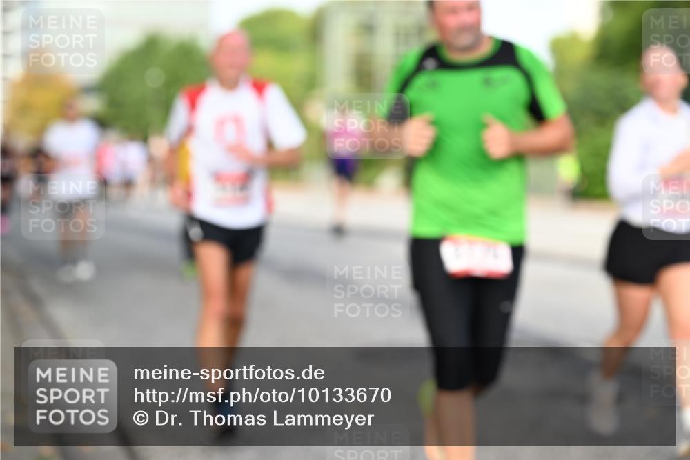 06.09.2026 - CURREX Alsterlauf Dr. Thomas Lammeyer http://msf.ph/oto/10133670 06.09.2026 09:58:40 Laufen  meine-sportfotos.de