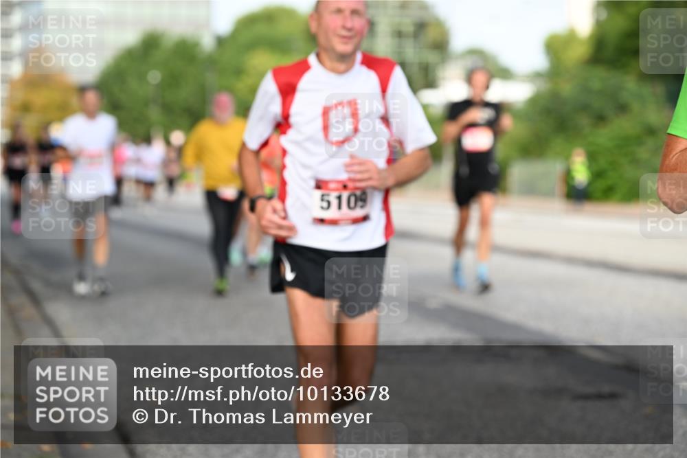 06.09.2026 - CURREX Alsterlauf Dr. Thomas Lammeyer http://msf.ph/oto/10133678 06.09.2026 09:58:41 Laufen 0, 5109 meine-sportfotos.de