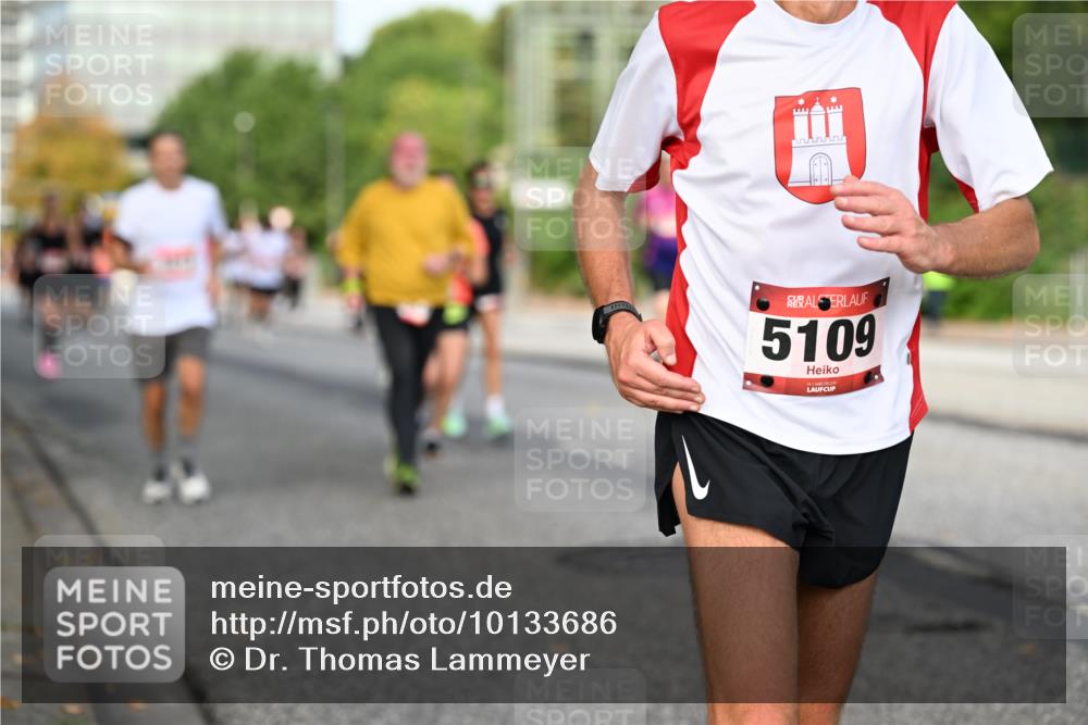 06.09.2026 - CURREX Alsterlauf Dr. Thomas Lammeyer http://msf.ph/oto/10133686 06.09.2026 09:58:41 Laufen 5109 meine-sportfotos.de