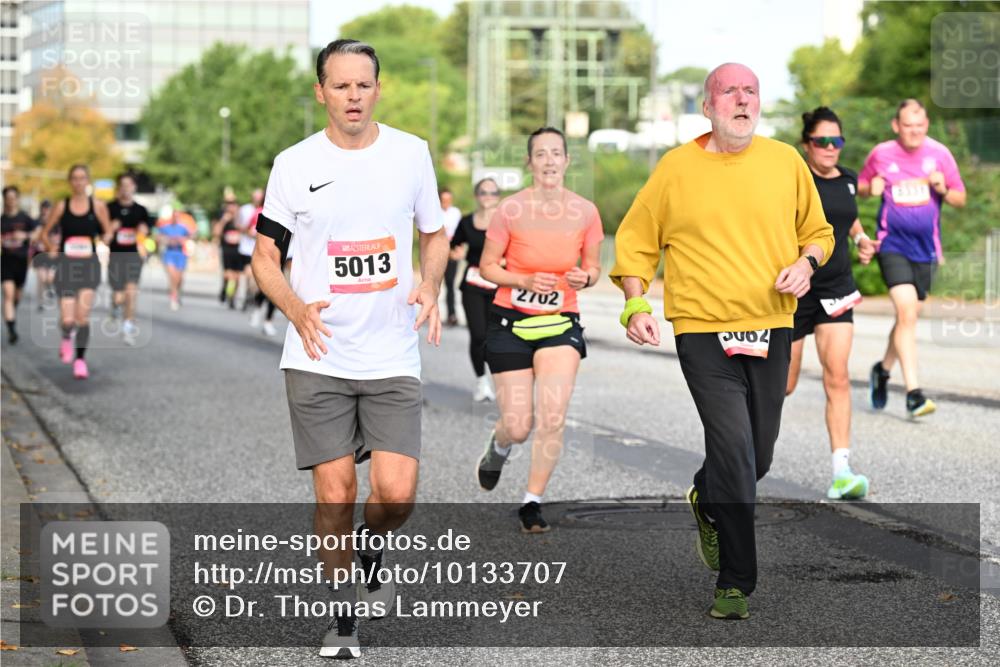 06.09.2026 - CURREX Alsterlauf Dr. Thomas Lammeyer http://msf.ph/oto/10133707 06.09.2026 09:58:43 Laufen 5013, 2702 meine-sportfotos.de