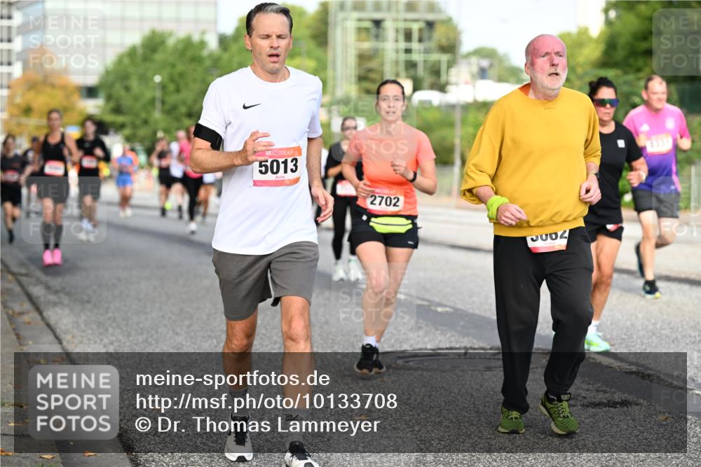 06.09.2026 - CURREX Alsterlauf Dr. Thomas Lammeyer http://msf.ph/oto/10133708 06.09.2026 09:58:43 Laufen 5013, 2702, 0002, 8331 meine-sportfotos.de