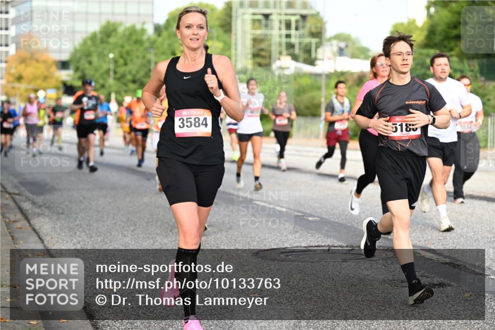 06.09.2026 - CURREX Alsterlauf Dr. Thomas Lammeyer http://msf.ph/oto/10133763 06.09.2026 09:58:49 Laufen 3584, 518 meine-sportfotos.de