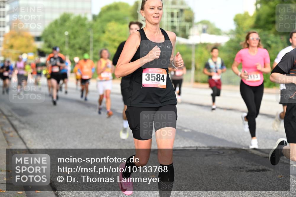 06.09.2026 - CURREX Alsterlauf Dr. Thomas Lammeyer http://msf.ph/oto/10133768 06.09.2026 09:58:49 Laufen 3584 meine-sportfotos.de