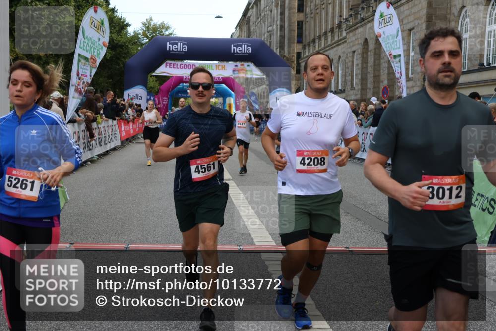 06.09.2026 - CURREX Alsterlauf Strokosch-Dieckow http://msf.ph/oto/10133772 06.09.2026 10:07:36 Ziel 2176, 2524, 3012, 3419, 3566, 3927, 4208, 4561, 5261, 5396, 5633, 5634, 6147, 6265 meine-sportfotos.de