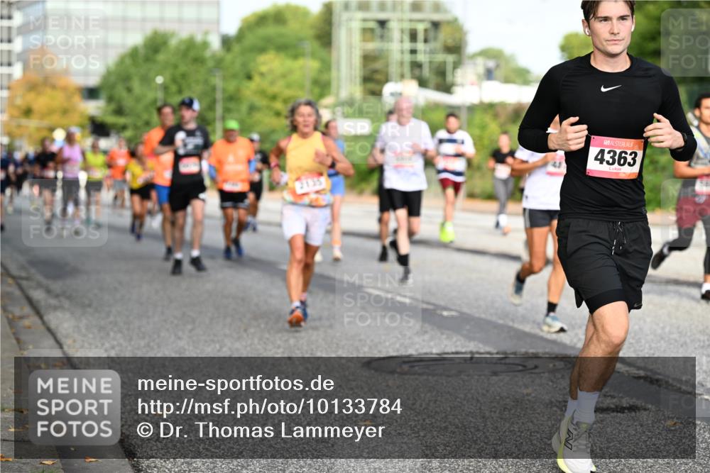 06.09.2026 - CURREX Alsterlauf Dr. Thomas Lammeyer http://msf.ph/oto/10133784 06.09.2026 09:58:51 Laufen 4363 meine-sportfotos.de
