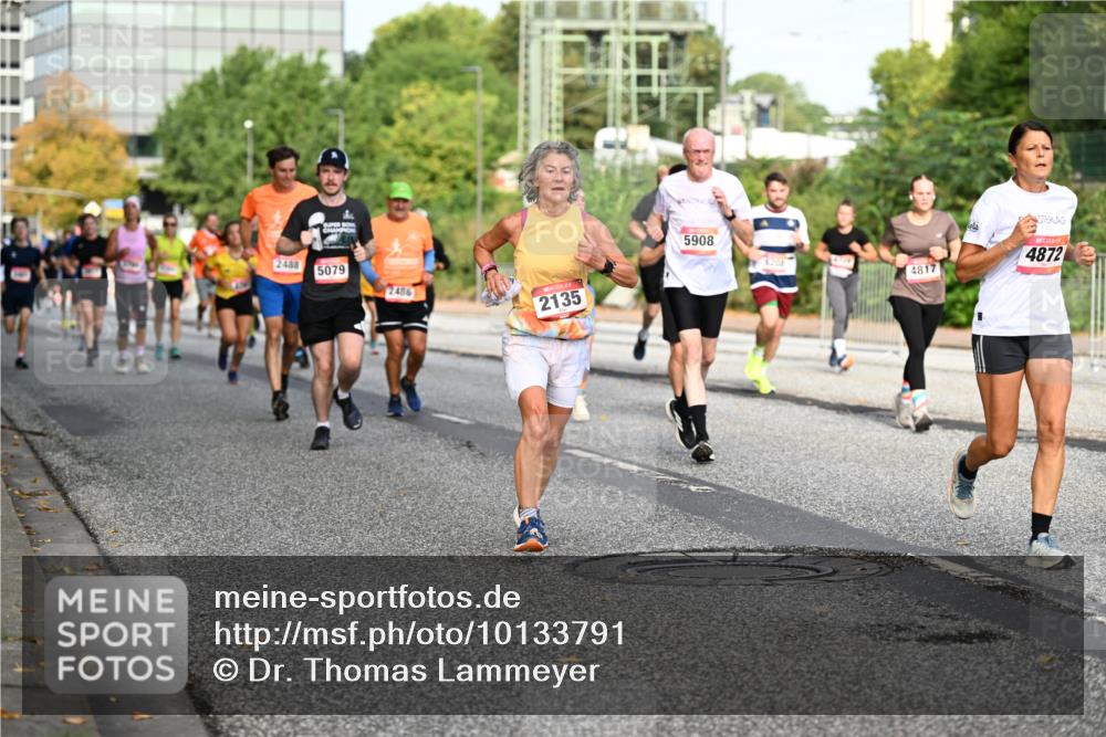 06.09.2026 - CURREX Alsterlauf Dr. Thomas Lammeyer http://msf.ph/oto/10133791 06.09.2026 09:58:52 Laufen 2488, 5079, 2486, 2135, 5908, 4817, 4872 meine-sportfotos.de