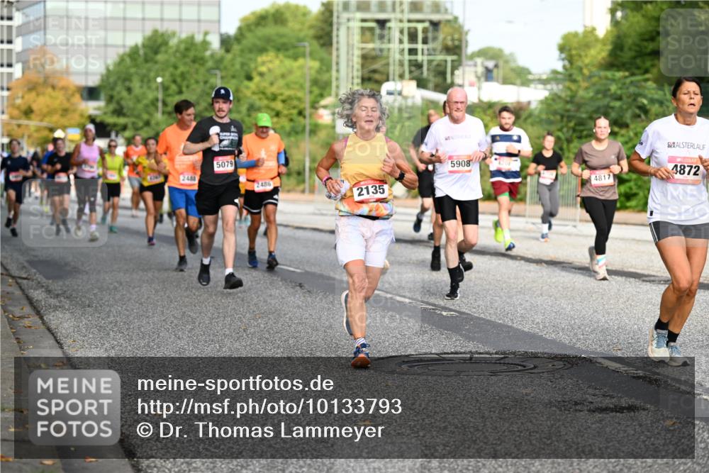 06.09.2026 - CURREX Alsterlauf Dr. Thomas Lammeyer http://msf.ph/oto/10133793 06.09.2026 09:58:52 Laufen 2488, 5079, 486, 2135, 5908, 4817, 4872 meine-sportfotos.de
