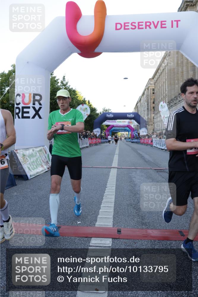 06.09.2026 - CURREX Alsterlauf Yannick Fuchs http://msf.ph/oto/10133795 06.09.2026 09:41:31 Ziel 4705, 5511, 5676, 5808, 6122, 6132 meine-sportfotos.de
