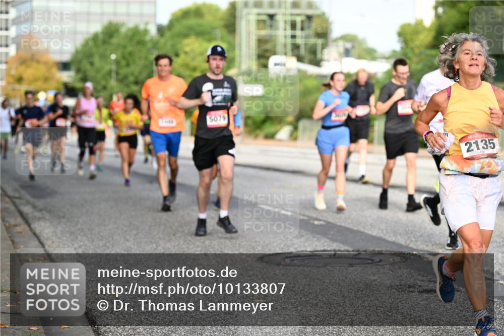 06.09.2026 - CURREX Alsterlauf Dr. Thomas Lammeyer http://msf.ph/oto/10133807 06.09.2026 09:58:53 Laufen 5079, 2135 meine-sportfotos.de
