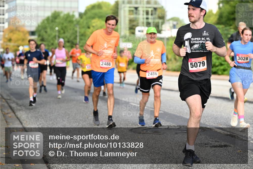 06.09.2026 - CURREX Alsterlauf Dr. Thomas Lammeyer http://msf.ph/oto/10133828 06.09.2026 09:58:55 Laufen 2488, 2486, 5079, 3028 meine-sportfotos.de