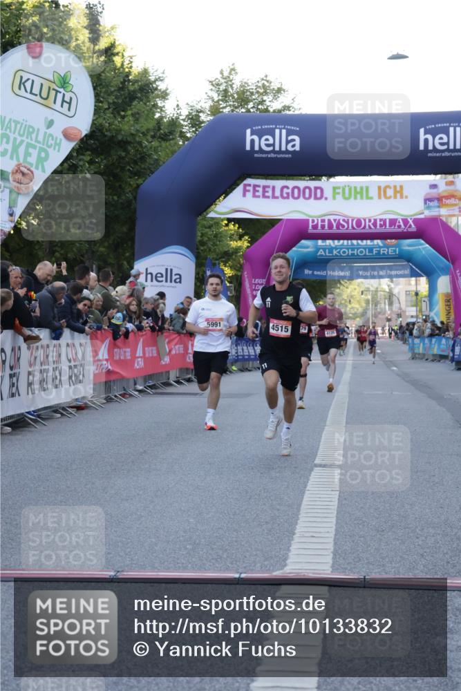 06.09.2026 - CURREX Alsterlauf Yannick Fuchs http://msf.ph/oto/10133832 06.09.2026 09:41:35 Ziel 3779, 4515, 5511, 5676, 5808, 5991, 6122 meine-sportfotos.de