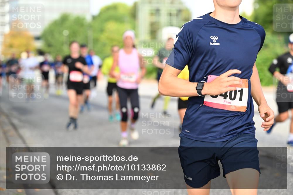 06.09.2026 - CURREX Alsterlauf Dr. Thomas Lammeyer http://msf.ph/oto/10133862 06.09.2026 09:58:58 Laufen 18 meine-sportfotos.de