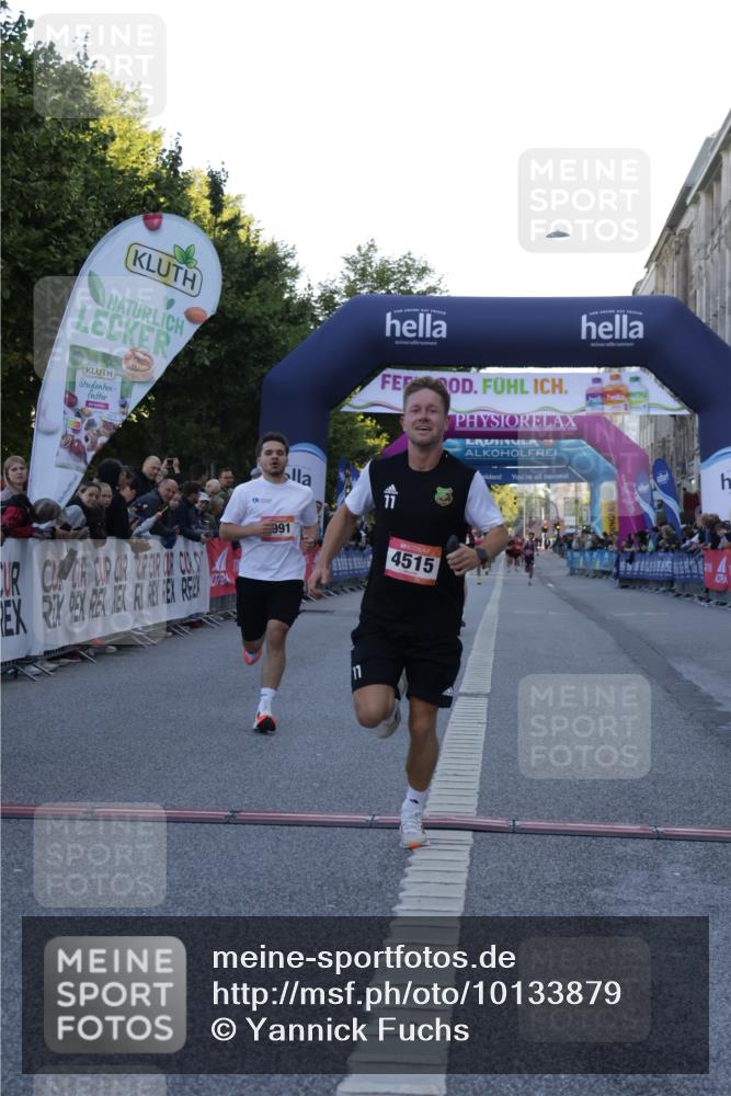 06.09.2026 - CURREX Alsterlauf Yannick Fuchs http://msf.ph/oto/10133879 06.09.2026 09:41:37 Ziel 3779, 4125, 4515, 5511, 5676, 5808, 5991, 6122 meine-sportfotos.de