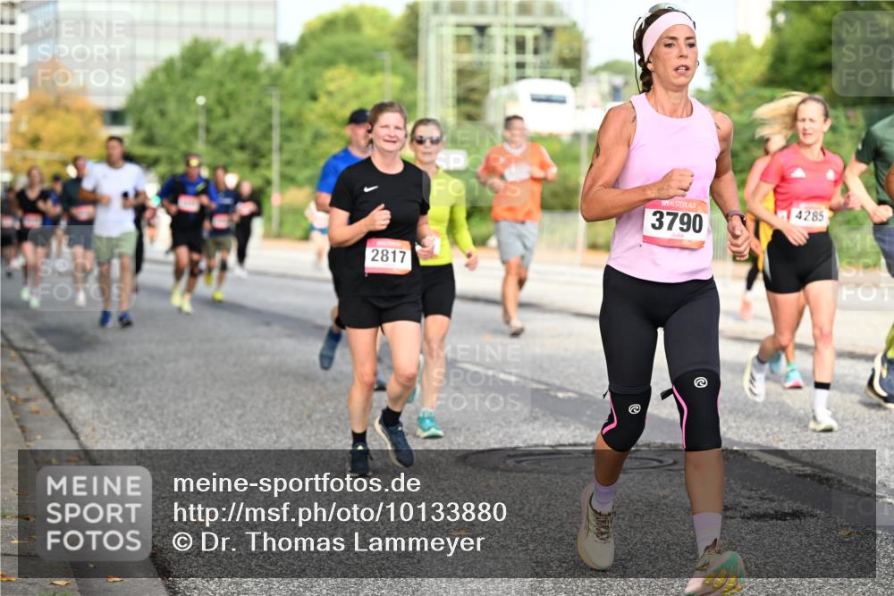 06.09.2026 - CURREX Alsterlauf Dr. Thomas Lammeyer http://msf.ph/oto/10133880 06.09.2026 09:59:00 Laufen 2817, 3790, 4285 meine-sportfotos.de