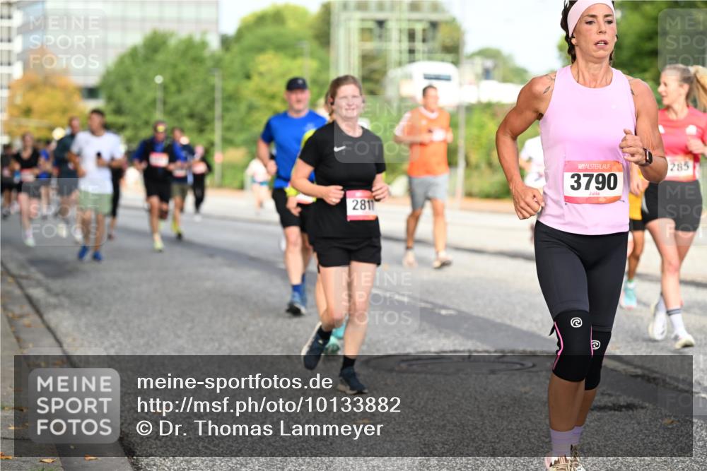 06.09.2026 - CURREX Alsterlauf Dr. Thomas Lammeyer http://msf.ph/oto/10133882 06.09.2026 09:59:00 Laufen 2811, 3790, 285 meine-sportfotos.de