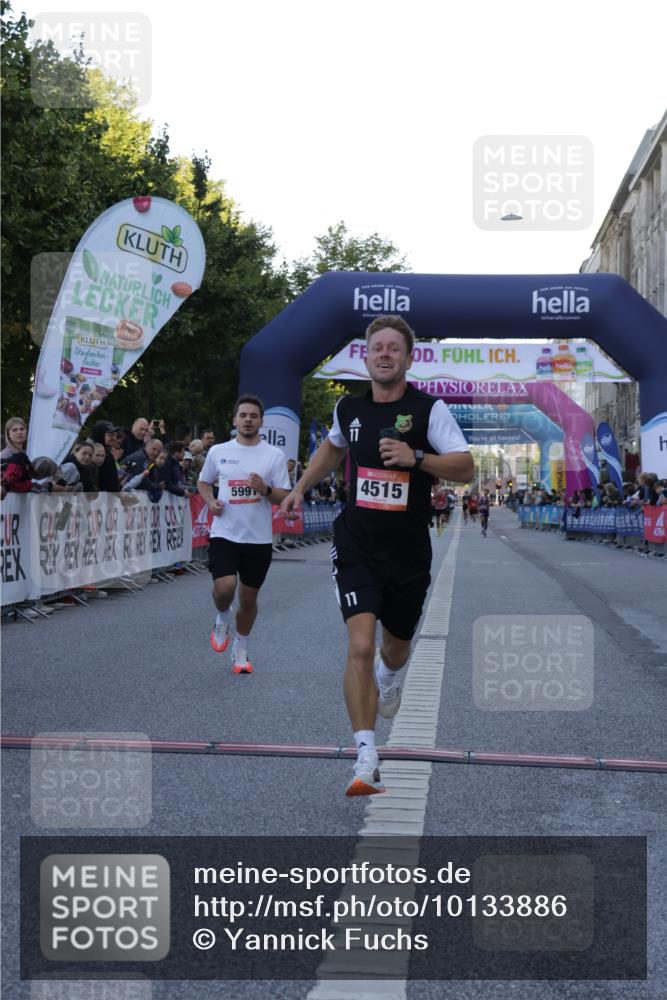 06.09.2026 - CURREX Alsterlauf Yannick Fuchs http://msf.ph/oto/10133886 06.09.2026 09:41:37 Ziel 3779, 4125, 4515, 5511, 5676, 5808, 5991, 6122 meine-sportfotos.de