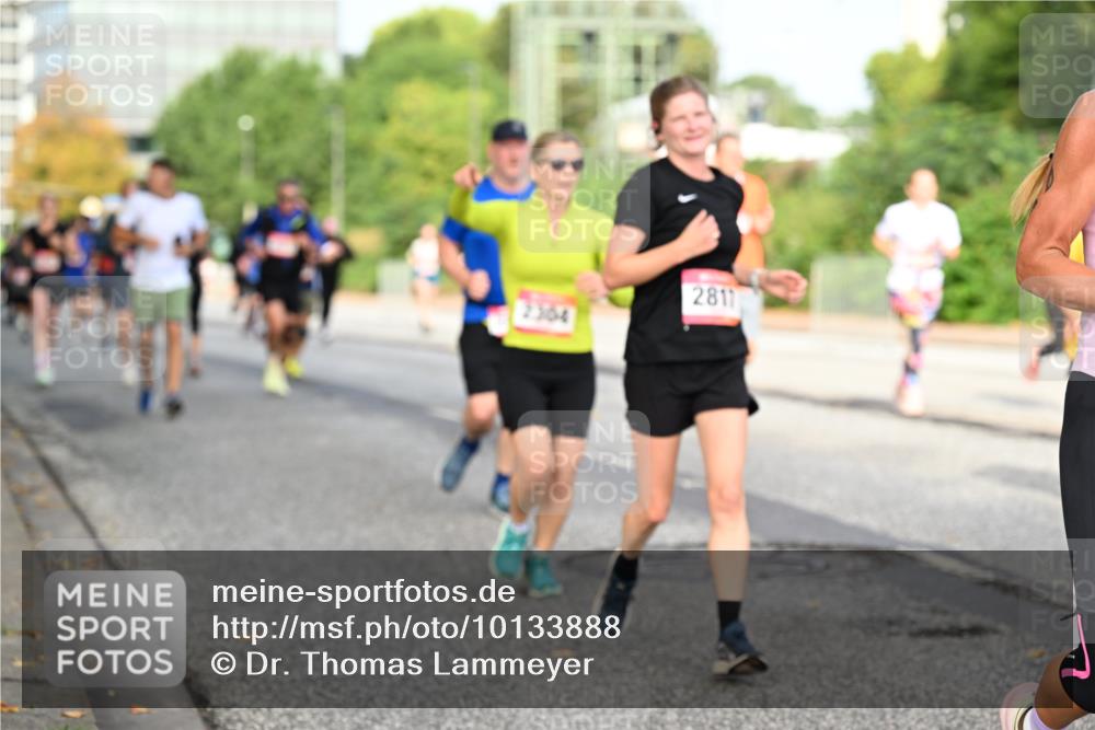 06.09.2026 - CURREX Alsterlauf Dr. Thomas Lammeyer http://msf.ph/oto/10133888 06.09.2026 09:59:00 Laufen 2304, 2811 meine-sportfotos.de