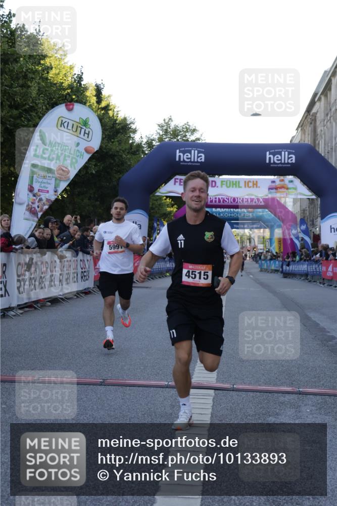 06.09.2026 - CURREX Alsterlauf Yannick Fuchs http://msf.ph/oto/10133893 06.09.2026 09:41:37 Ziel 3779, 4125, 4515, 5511, 5676, 5808, 5991, 6122 meine-sportfotos.de