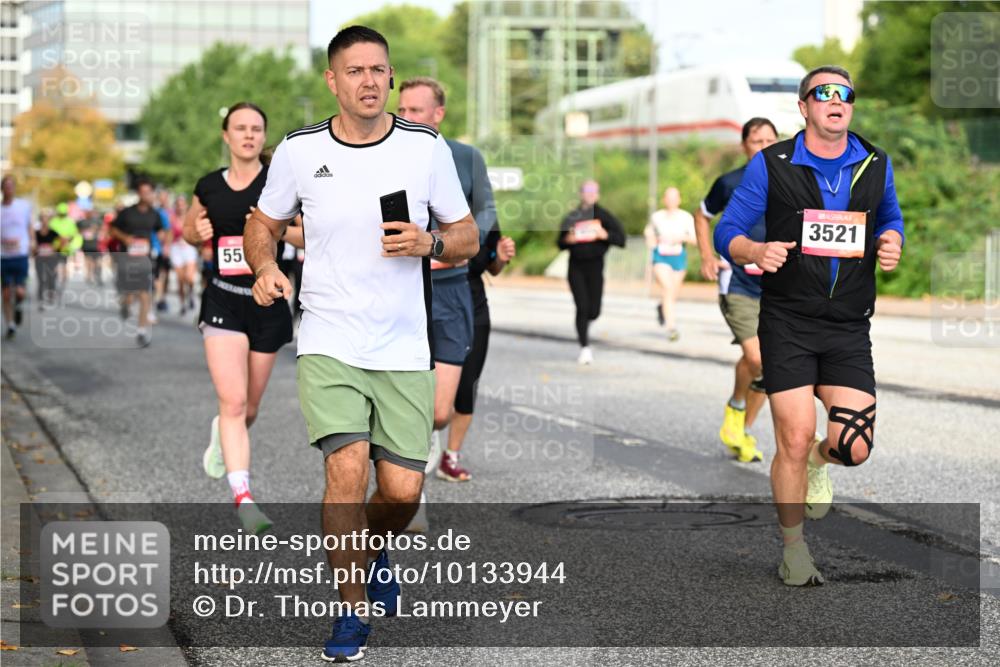 06.09.2026 - CURREX Alsterlauf Dr. Thomas Lammeyer http://msf.ph/oto/10133944 06.09.2026 09:59:05 Laufen 55, 3521 meine-sportfotos.de