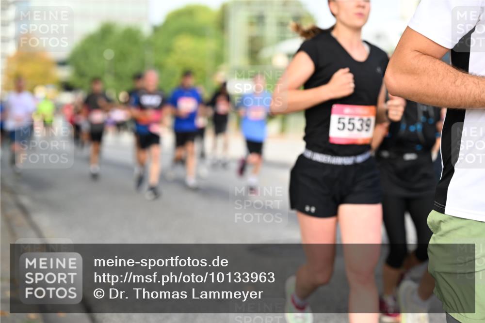 06.09.2026 - CURREX Alsterlauf Dr. Thomas Lammeyer http://msf.ph/oto/10133963 06.09.2026 09:59:07 Laufen 5539 meine-sportfotos.de