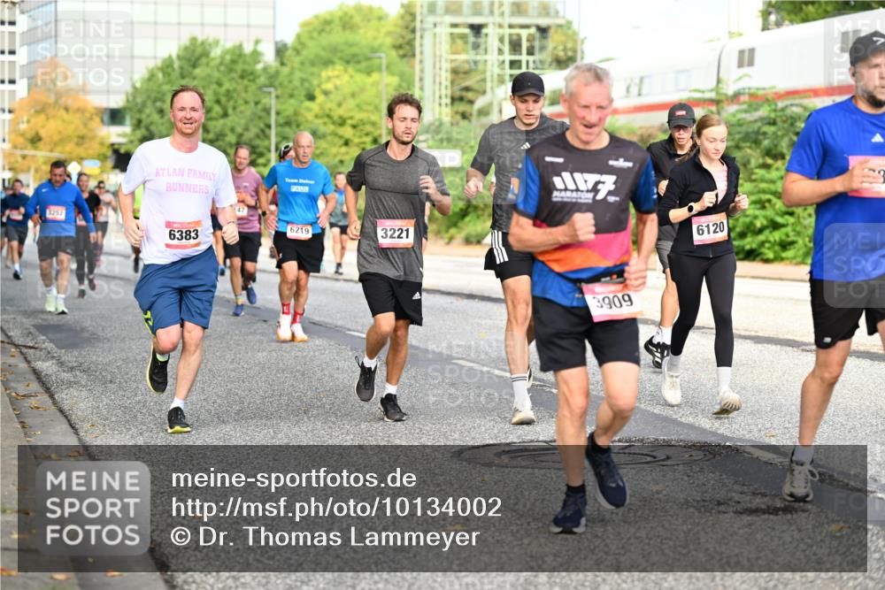 06.09.2026 - CURREX Alsterlauf Dr. Thomas Lammeyer http://msf.ph/oto/10134002 06.09.2026 09:59:10 Laufen 3252, 6219, 3221, 6383, 3909, 6120 meine-sportfotos.de