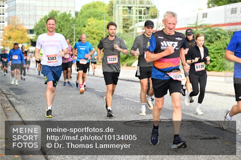 06.09.2026 - CURREX Alsterlauf Dr. Thomas Lammeyer http://msf.ph/oto/10134005 06.09.2026 09:59:11 Laufen 3252, 6383, 6219, 3221, 909, 6120 meine-sportfotos.de