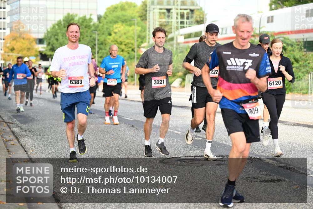 06.09.2026 - CURREX Alsterlauf Dr. Thomas Lammeyer http://msf.ph/oto/10134007 06.09.2026 09:59:11 Laufen 6383, 6219, 3221, 222, 6120, 909 meine-sportfotos.de