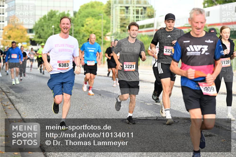 06.09.2026 - CURREX Alsterlauf Dr. Thomas Lammeyer http://msf.ph/oto/10134011 06.09.2026 09:59:11 Laufen 6383, 6219, 3221, 322, 909, 6120 meine-sportfotos.de