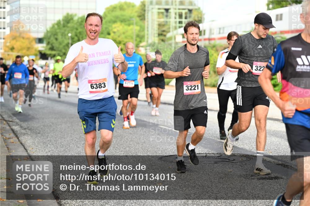 06.09.2026 - CURREX Alsterlauf Dr. Thomas Lammeyer http://msf.ph/oto/10134015 06.09.2026 09:59:12 Laufen 6383, 6219, 3221, 322 meine-sportfotos.de