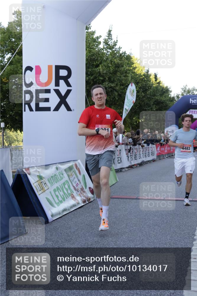 06.09.2026 - CURREX Alsterlauf Yannick Fuchs http://msf.ph/oto/10134017 06.09.2026 09:41:42 Ziel 3201, 3779, 4125, 4483, 4515, 5991 meine-sportfotos.de