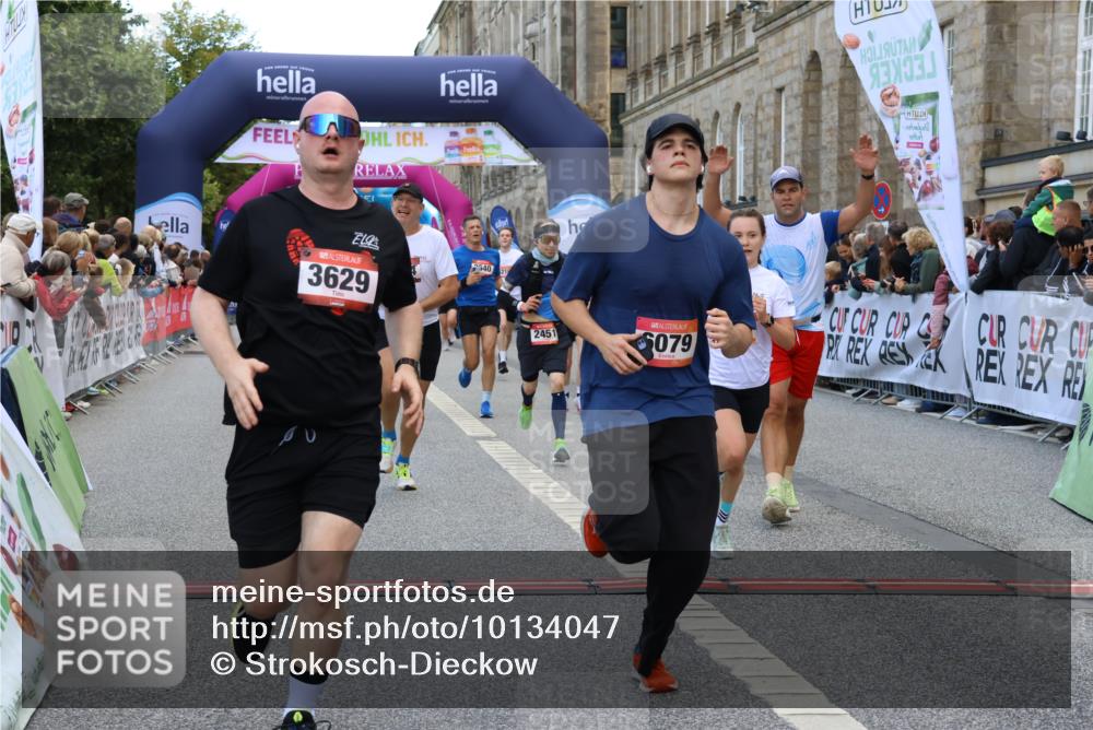 06.09.2026 - CURREX Alsterlauf Strokosch-Dieckow http://msf.ph/oto/10134047 06.09.2026 09:54:46 Ziel 2179, 2433, 2451, 2477, 2640, 3233, 3413, 3478, 3629, 4206, 4394, 4974, 5116, 5250, 5447, 5654, 5657, 5666, 5700, 5701, 6079, 6210, 6329, 6331 meine-sportfotos.de