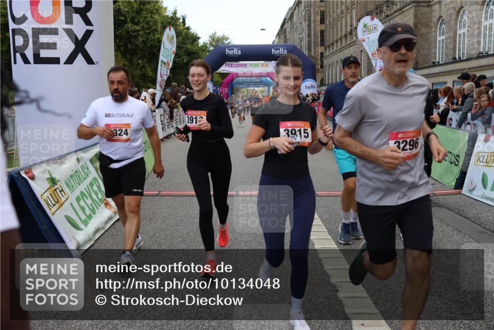 06.09.2026 - CURREX Alsterlauf Strokosch-Dieckow http://msf.ph/oto/10134048 06.09.2026 10:07:58 Ziel 2123, 2387, 2933, 3296, 3666, 3722, 3723, 3757, 3758, 3915, 3916, 3932, 4159, 5290, 5324, 5587, 5588, 5597, 5791, 5860, 6044, 6168, 6176, 6382 meine-sportfotos.de